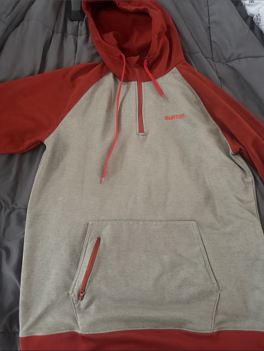 Burton Two-Tone burnt red and Tan Fleece Pullover Hoodie